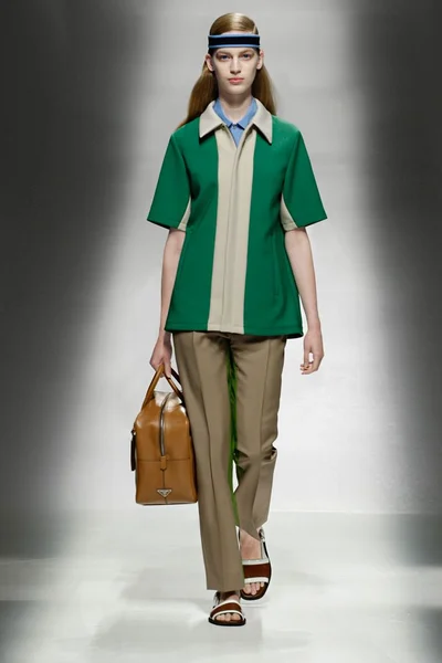 Look 4
